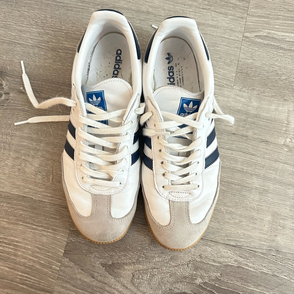 Adidas Men's White and Blue Sambas 10.5